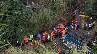 Guatemala'da katliam gibi kaza! Yolcu otobüsü köprüden uçtu: 51 ölü