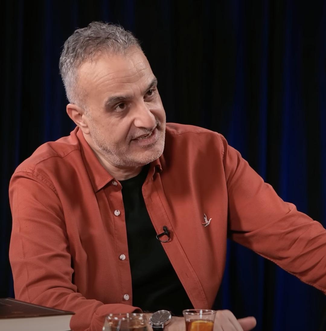 İkbal Gürpınar  Üç kez evlenip boşandım  diyerek yıllar sonra itiraf etti! Sunucu inanamayıp bir kez daha sordu! O anlar gündemde 3