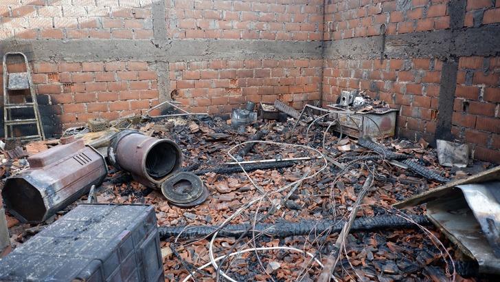 Yangında bir kişi hayatını kaybetmişti! ''Halk rahatsız oluyor" diyerek yangına giden itfaiyeye müdahale ettiler... Valilikten açıklama geldi G2