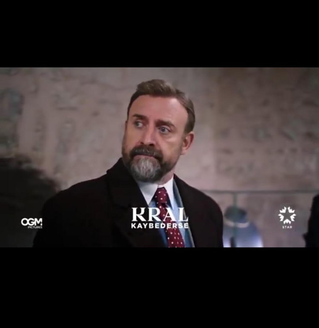 Halit Ergenç in Kral Kaybederse dizisindeki saçları konuşuluyor! Kral Kaybederse Kenan gerçekte kim? 2