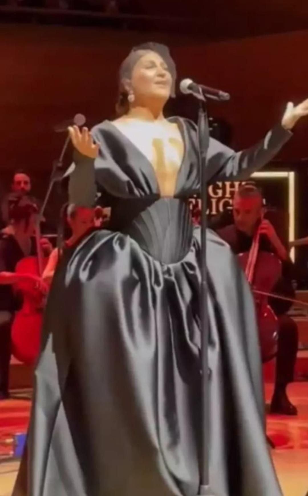 Hem dansı hem tarzı olay oldu! Sibel Can yine sosyal medyanın diline düştü  4