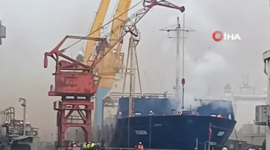 Tuzla Tersanesi'nde yangın çıktı! İtfaiye ekipleri sevk edildi... Müdahale sürüyor