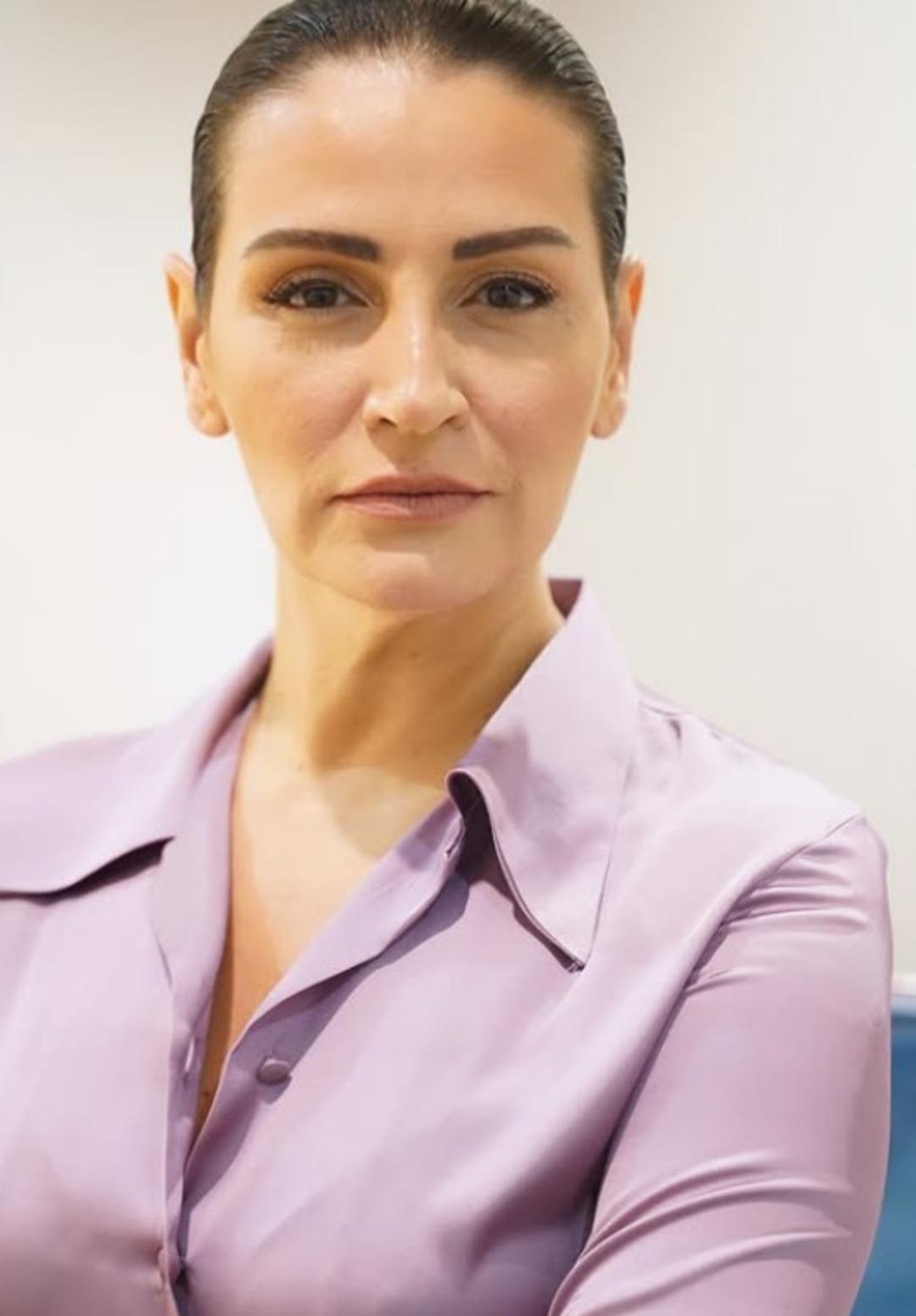 Uzun zamandır ortalarda yoktu! Akasya Durağı’nın şoför Leyla’sı Ayça İnci son haliyle şaşırttı 3