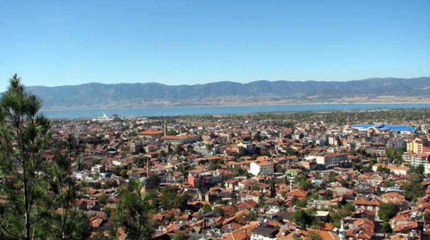 Açık alanda alkol, kapalı alanda sigara yasak