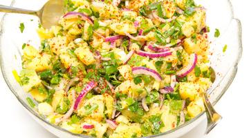 Klasik patates salatası tarifi! En pratik ve lezzetli patates salatası nasıl yapılır? İşte malzeme listesi...