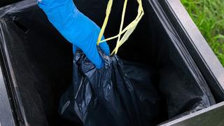 'Çöp'ten 940 bin TL çıktı! Tam atılacakken fark ettiler... O küçük detayla anlaşıldı, değerini katladı