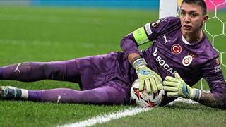 Galatasaray'da Muslera defteri kapanıyor! Avrupa'nın peşinden koştuğu isim Muslera'nın yerine kaleye geçiyor...