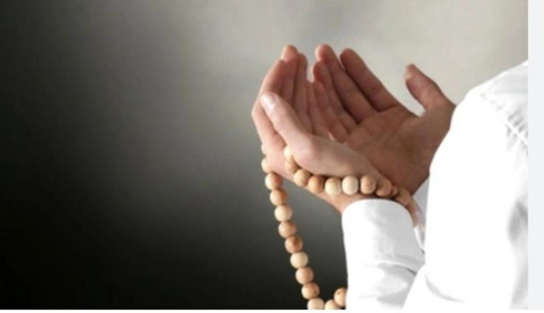 Bu gece çekilmesi gereken zikirler ve tesbihler neler? Berat Kandili nde hangi tesbih ve zikirler çekilir? İşte Berat Kandili tesbihatı… 3