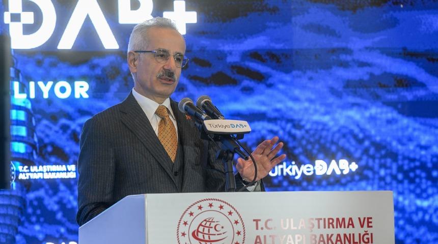 Ulaştırma ve Altyapı Bakanı Abdulkadir Uraloğlu duyurdu: İstanbul'a 447 yeni radyo frekansı!