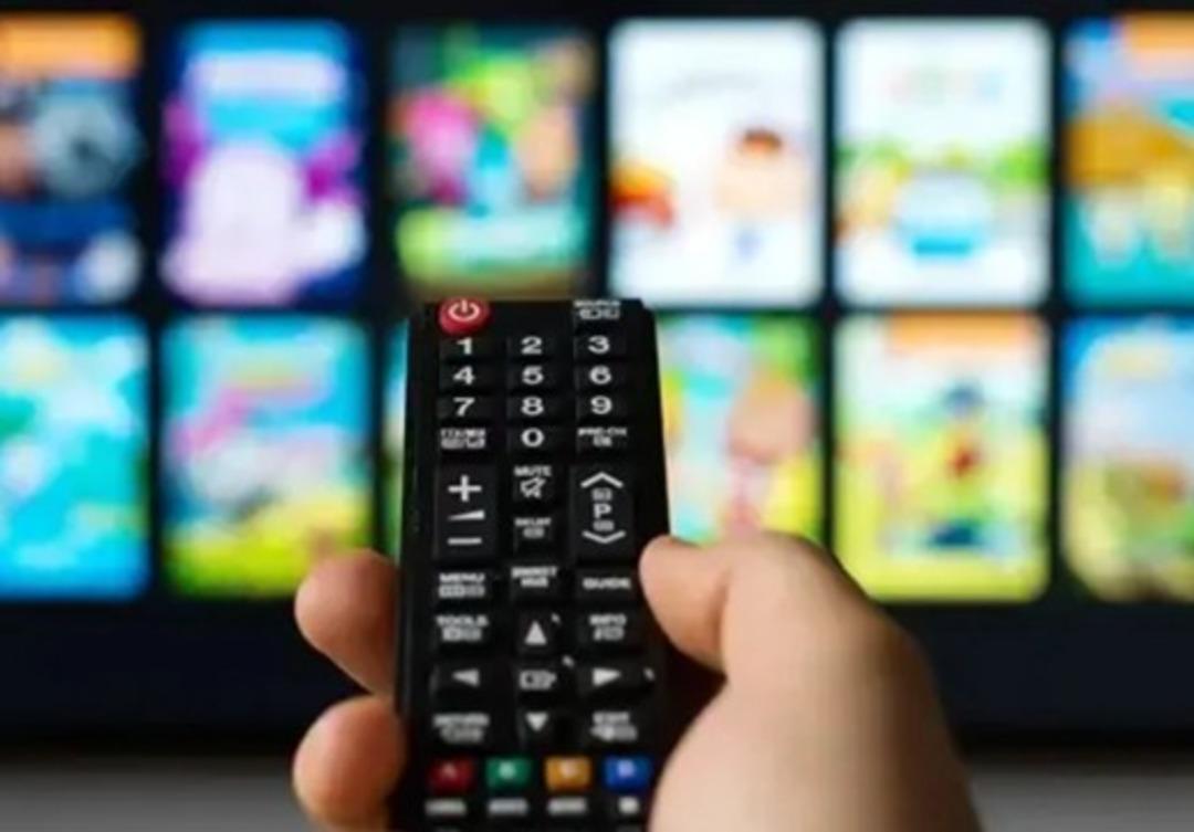 Bu akşam diziler yayınlanacak mı? Berat Kandili özel programları neler? Nihat Hatipoğlu, Fatih Savaş, Necmettin Nursaçan kandil programları! 1