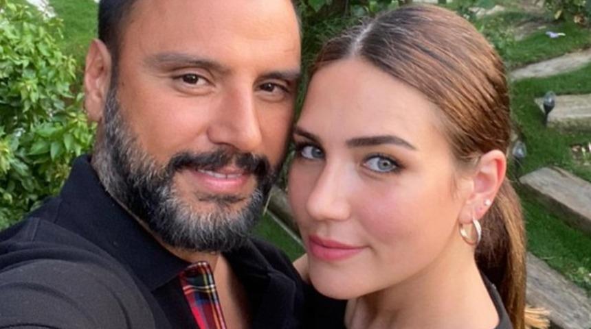 Alişan karısı Buse Varol'la Umre'ye gitti! İhrama girip poz verdiler