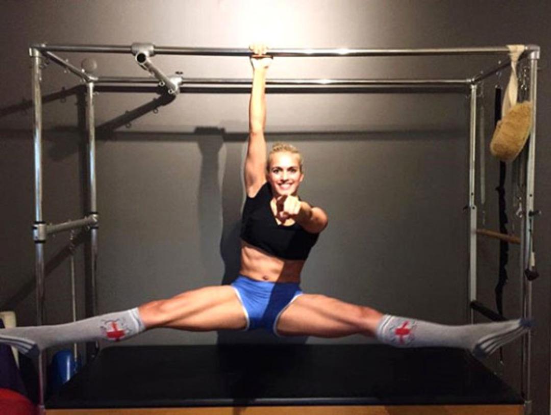 Survivor 2018 yarışmacısı Birsen Bekg&ouml;z bacak kaslarıyla dikkatleri &ccedil;ekiyor!