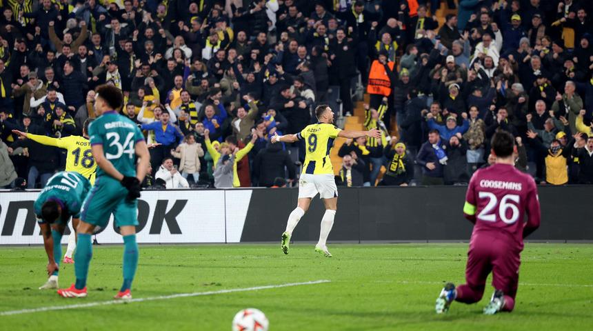 Fenerbahçe Anderlecht karşısında 33 dakikada 2 kez rekor kırdı! Kadıköy'de tarihe geçen 2 gol birden... Önce Tadic sonra Dzeko!