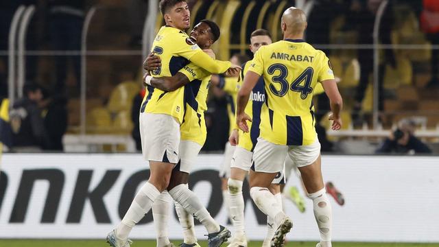 Fenerbahçe Kadıköy'de rakibine göz açtırmadı! Temsilcimiz Anderlecht karşısında rövanş öncesi tur kapısını araladı...