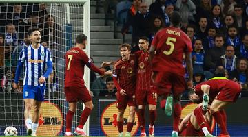 Avrupa'da perdeyi Zeki Çelik açtı! Roma kariyerindeki ilk golünü kaydetti