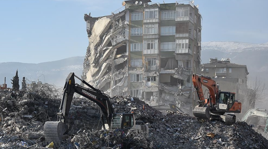 İstanbul'da büyük deprem olacak mı? Deprem uzmanı Osman Bektaş'tan ezber bozan açıklama!