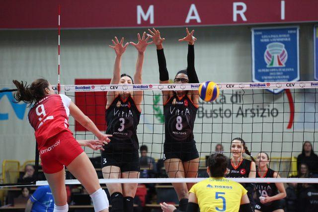 Eczacıbaşı VitrA, CEV Kupası'nda çeyrek finalde