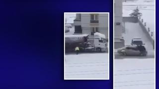 Toros’un gücü adına: Yolda kalan TIR’ı çekti! “Türk otomobilinin gücü…”