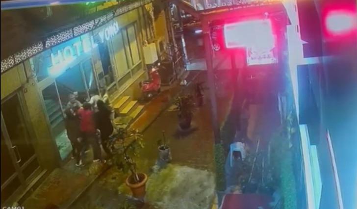 Otelden atıldı, 6 kişiyle basmaya geldi! Teksas'ı aratmayan görüntüler saniye saniye kameraya yansıdı... Silahla ateş açınca 3 kişi yaralandı G1