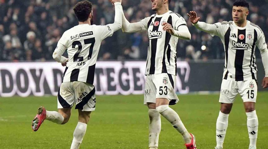 Galibiyet sonrası konuştu! "En az gol yiyen takımız"