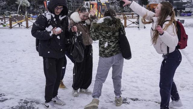 Bir tatil haberi de Bingöl'den! Eğitime kar engeli