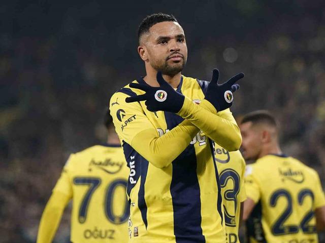 Fenerbahçe, Galatasaray derbisi öncesi Kasımpaşa engelini 3 puanla aştı!