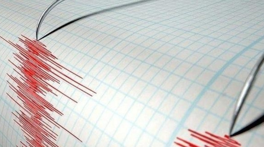 İran'da 5,4 büyüklüğünde deprem meydana geldi! Bölgeye ekipler gönderildi