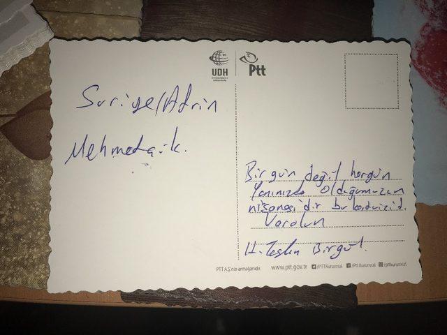 Herkes sevgilisine, eşine kartpostal g&ouml;nderirken o Afrin&rsquo;deki Mehmet&ccedil;iğe g&ouml;nderdi 1