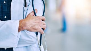 İstanbul merkezli çok sayıda ilde operasyon! 17 doktor yakalandı