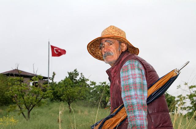 Issız adada yeşil bir cennet oluşturmuştu: 