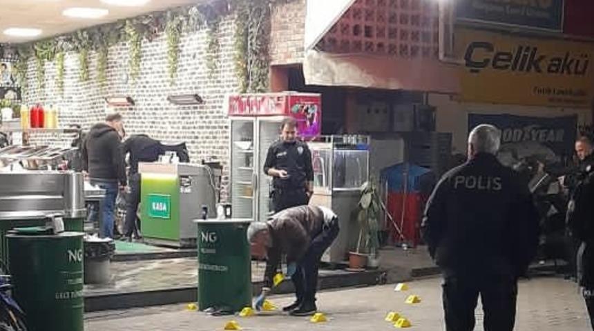 Adana'da d&ouml;nercide silahlı saldırıya uğrayan kişi &ouml;ld&uuml;