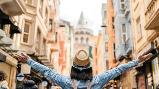 Türkiye'nin mutluluk oranı belli oldu! En büyük sorunumuz açıklandı, evliler ve o yaş grubu hariç...