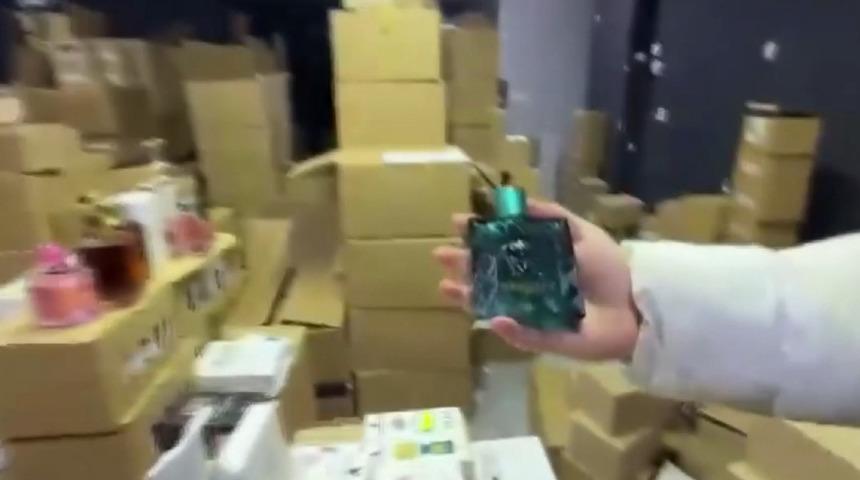 Böyle kaçakçılık görülmedi! Ünlü markaların en sevilen parfümleri İstanbul'da eşzamanlı düzenlenen operasyonda ele geçirildi: Piyasa değeri dudak uçuklattı