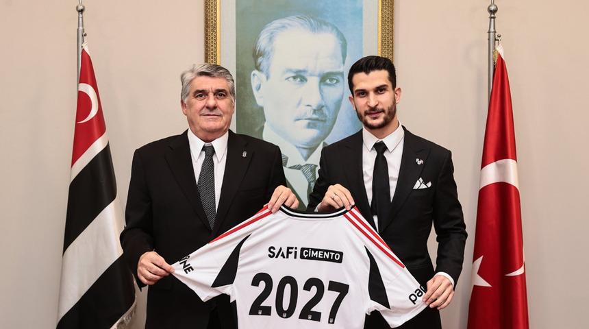 Beşiktaş'ta Necip Uysal'ın sözleşmesi uzatıldı