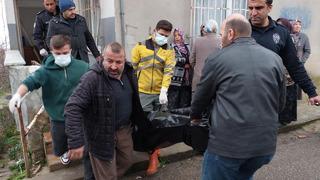 Samsun'da sır ölüm! Kız kardeşi evin banyosunda buldu... Tek bir ihtimal üzerinde duruluyor