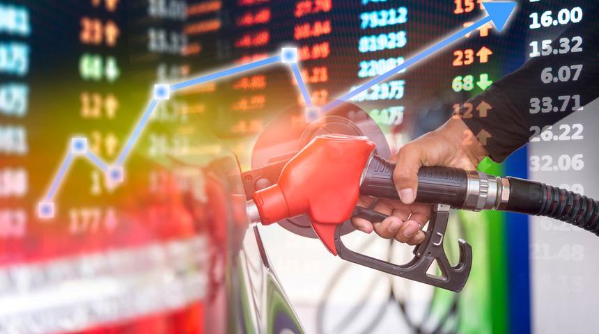 Brent petrol Noel tatili nedeniyle 50,78 dolara geriledi