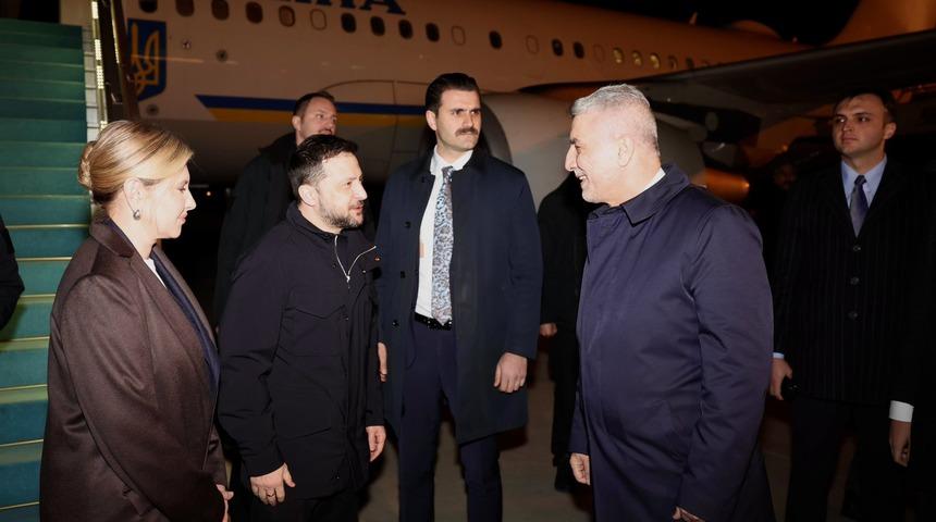Ukrayna Devlet Başkanı Zelenskiy, Türkiye’ye geldi