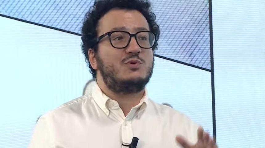 Oytun Erbaş geleceğin hastalığını açıkladı! "Toplumda salgın var" uyarısı! Dildeki belirtiyle kendini gösteriyor