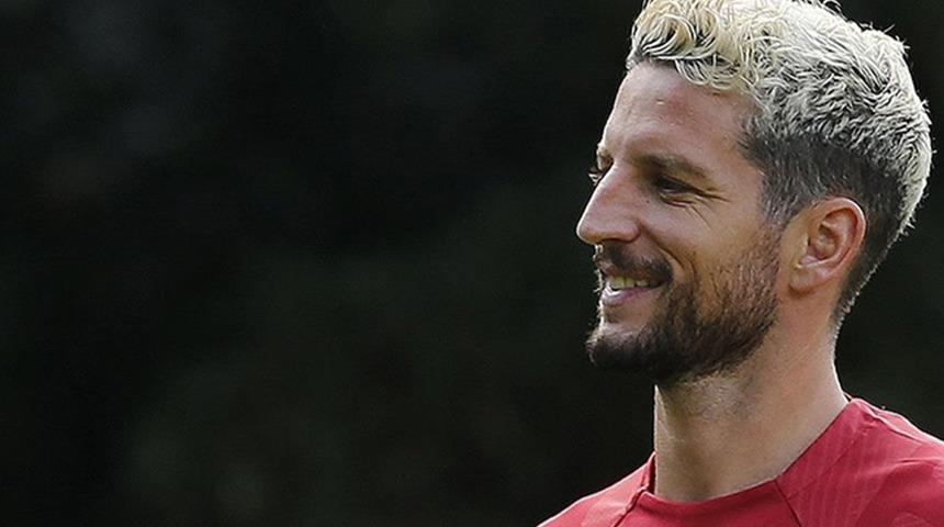 Galatasaray'ın tecrübeli yıldızı yapılan eleştirilere dayanamadı! Tecrübeli futbolcu Dries Mertens'in psikolojisi bozuldu