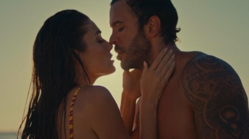 Hande Erçel ve Barış Arduç'un cesur sahneleri ona da soruldu! Gupse Özay'dan yorum gecikmedi 