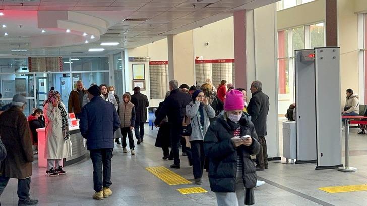 Uzman isimden 'tehlikeli virüs' uyarısı: "Vakaların pik noktasına ulaştık" Ciddi solunum yetmezliği yapıyor! G5