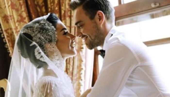 'Aşk yeniden alevlendi' dendi... Yorum yağdı 