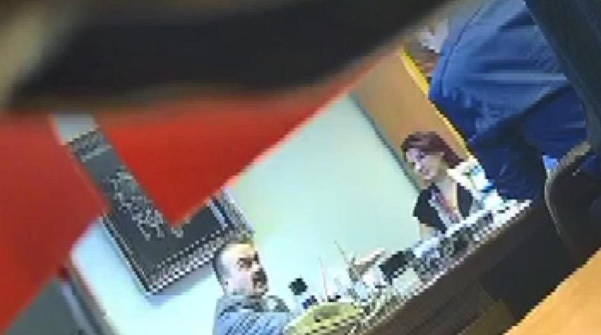 ‘Yenidoğan çetesi’ davasında sanıkların ifadeleri ortaya çıktı: Duruşma devam ediyor! Mahkemede su tartışması çıkardılar…