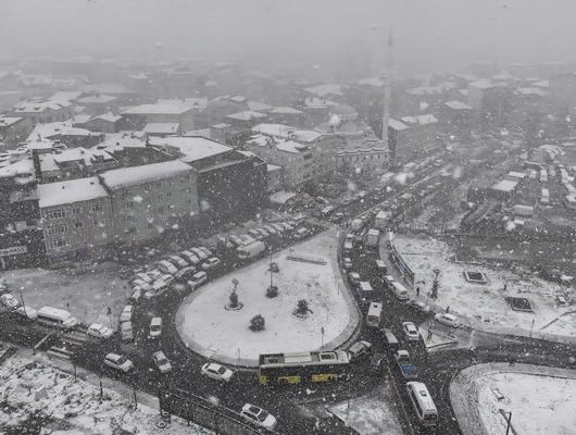 İstanbul'da yarın okullar tatil edildi