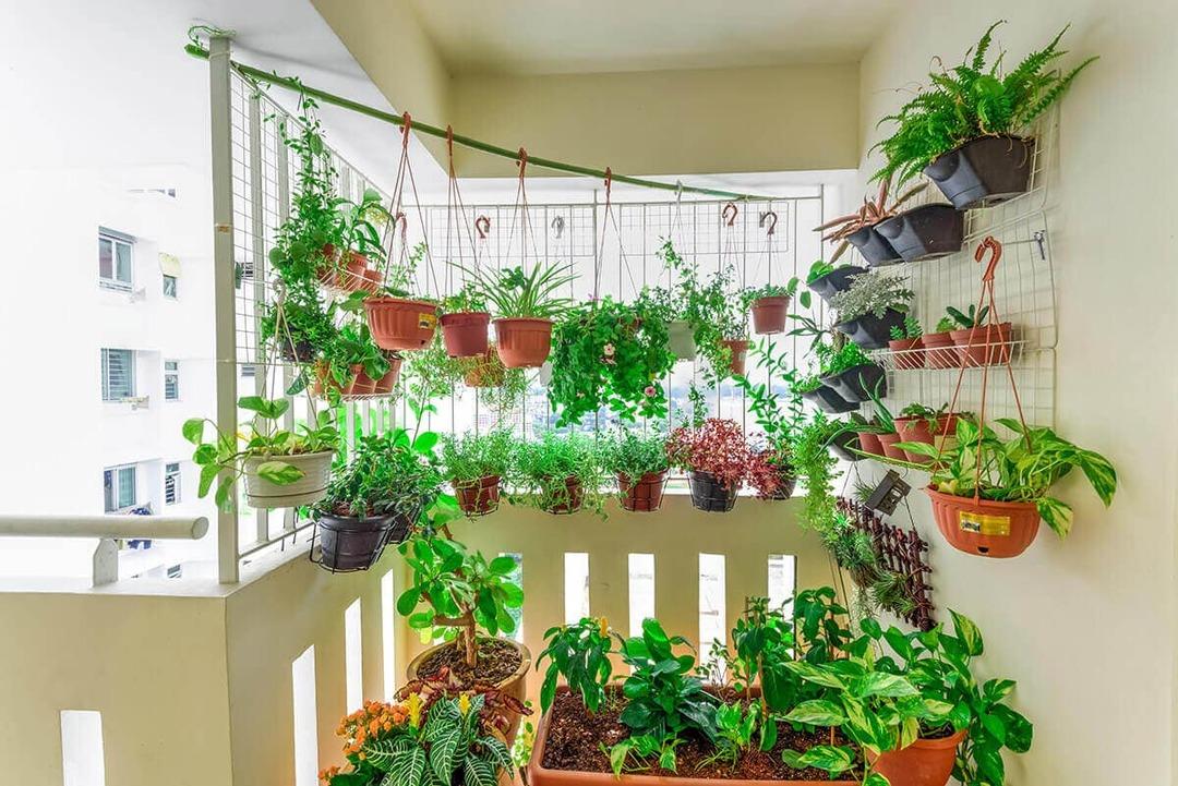 Havalar güzelleşirken balkona renk katacak süsleme önerileri 6