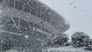 İstanbul'da kar yağışı etkisini sürdürmeye devam ediyor! Sarı-kırmızılılar UEFA Avrupa Ligi'nde Play-off maçına çıkacaktı:  Galatasaray-AZ Alkmaar maçı ertelenecek mi?