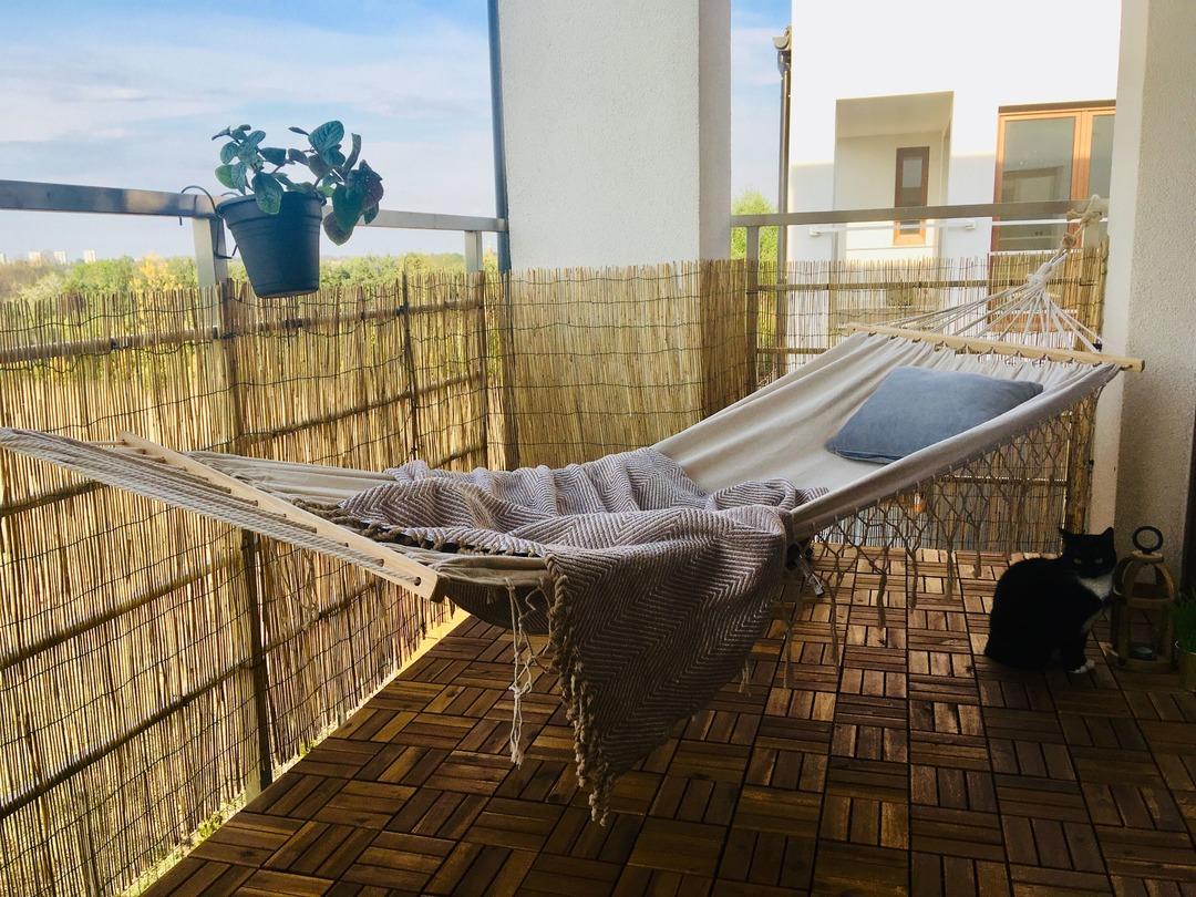 Havalar güzelleşirken balkona renk katacak süsleme önerileri 8