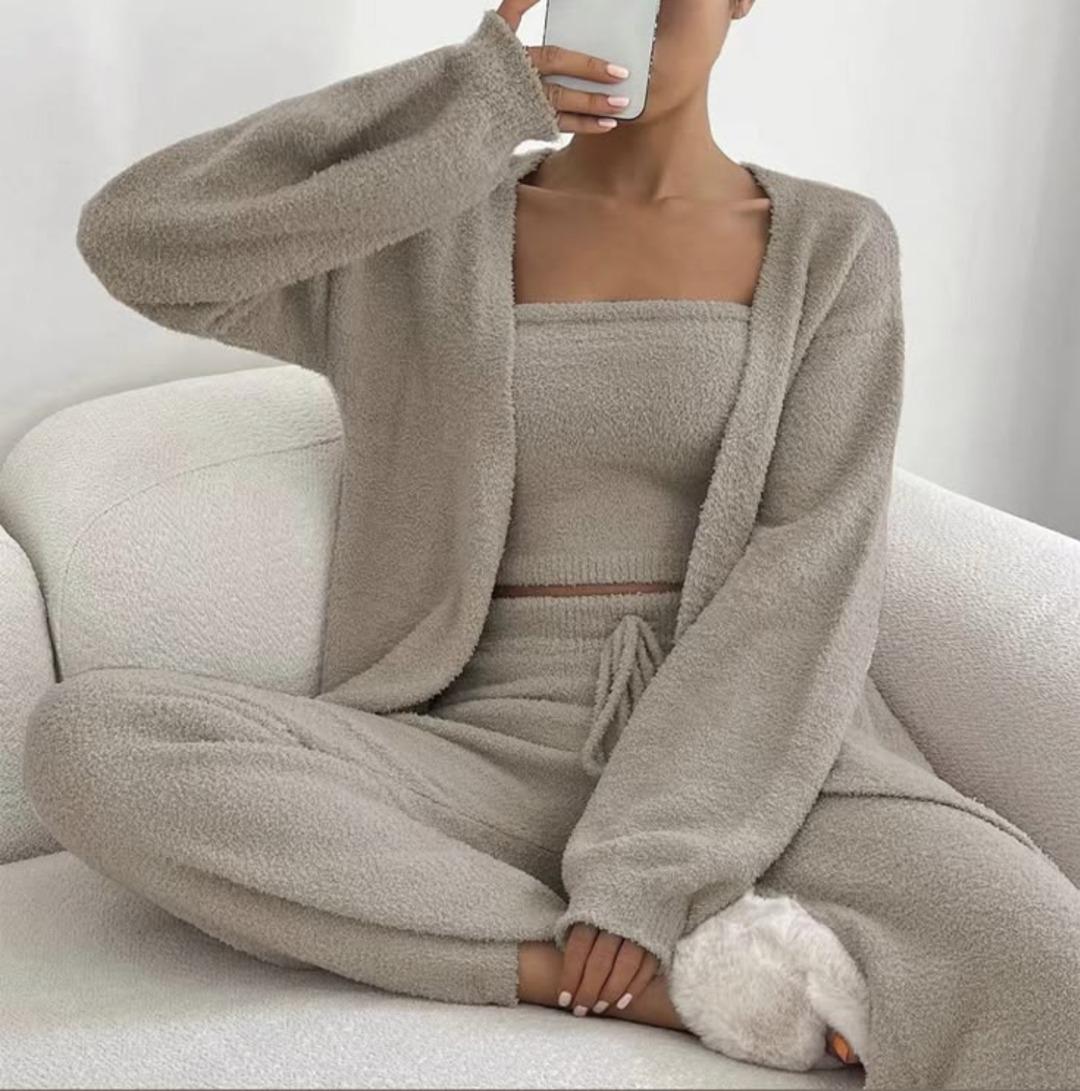 Evde bile şık olmaya özen gösterenlerin 10 ortak özelliği 8