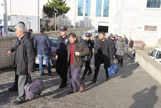 Samsun’da FETÖ’den 15’i öğretmen 17 kişi adliyeye sevk edildi