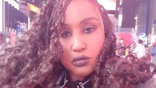 Kendisini 43 yaşında! Yarı yaşından küçük erkeklerle sevgili olduğunu açıkladı: Bu eğlenceli bir deneyim